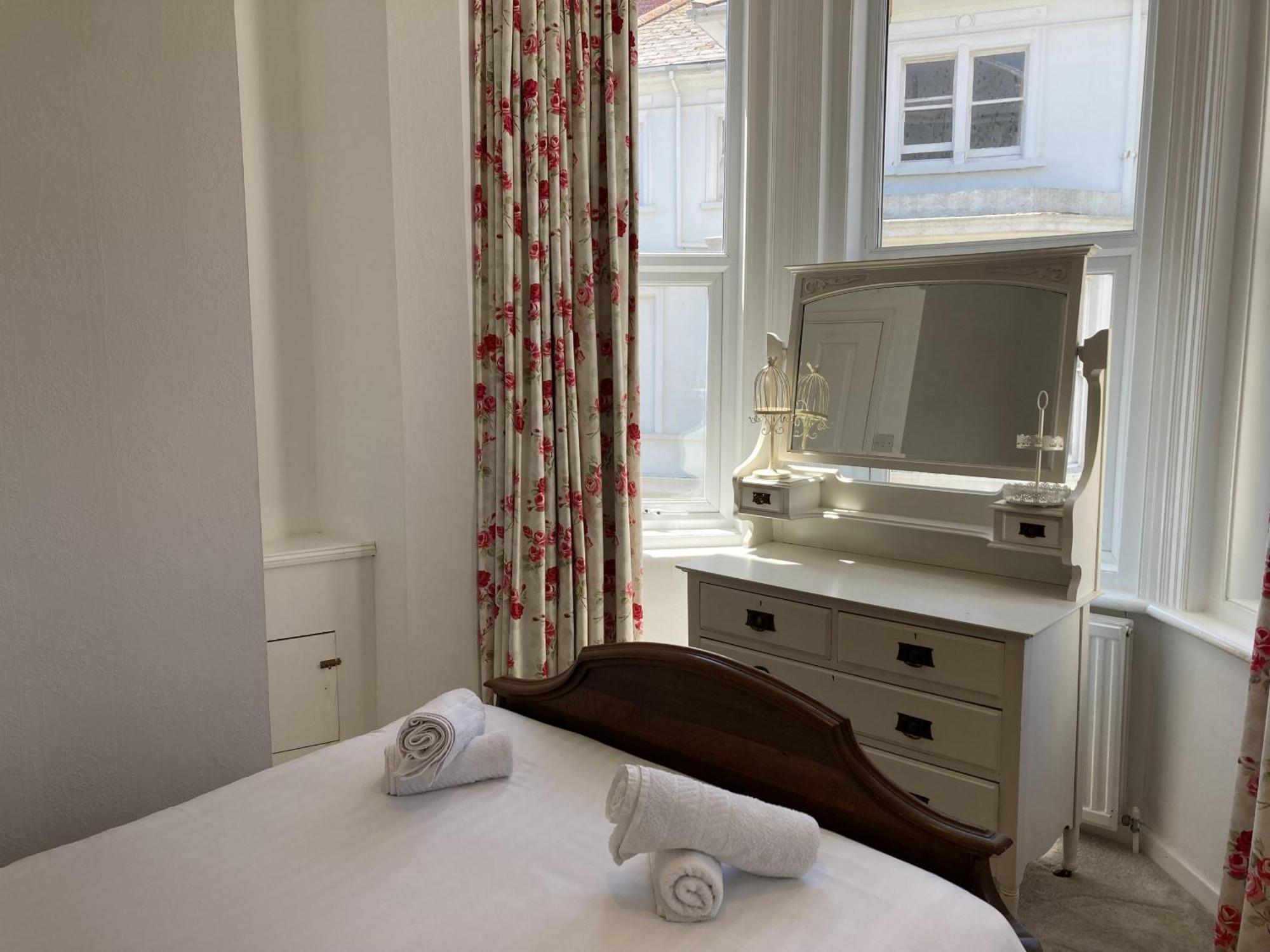 Flat 2, 1 Alexandra Gardens Appartement Ventnor Buitenkant foto